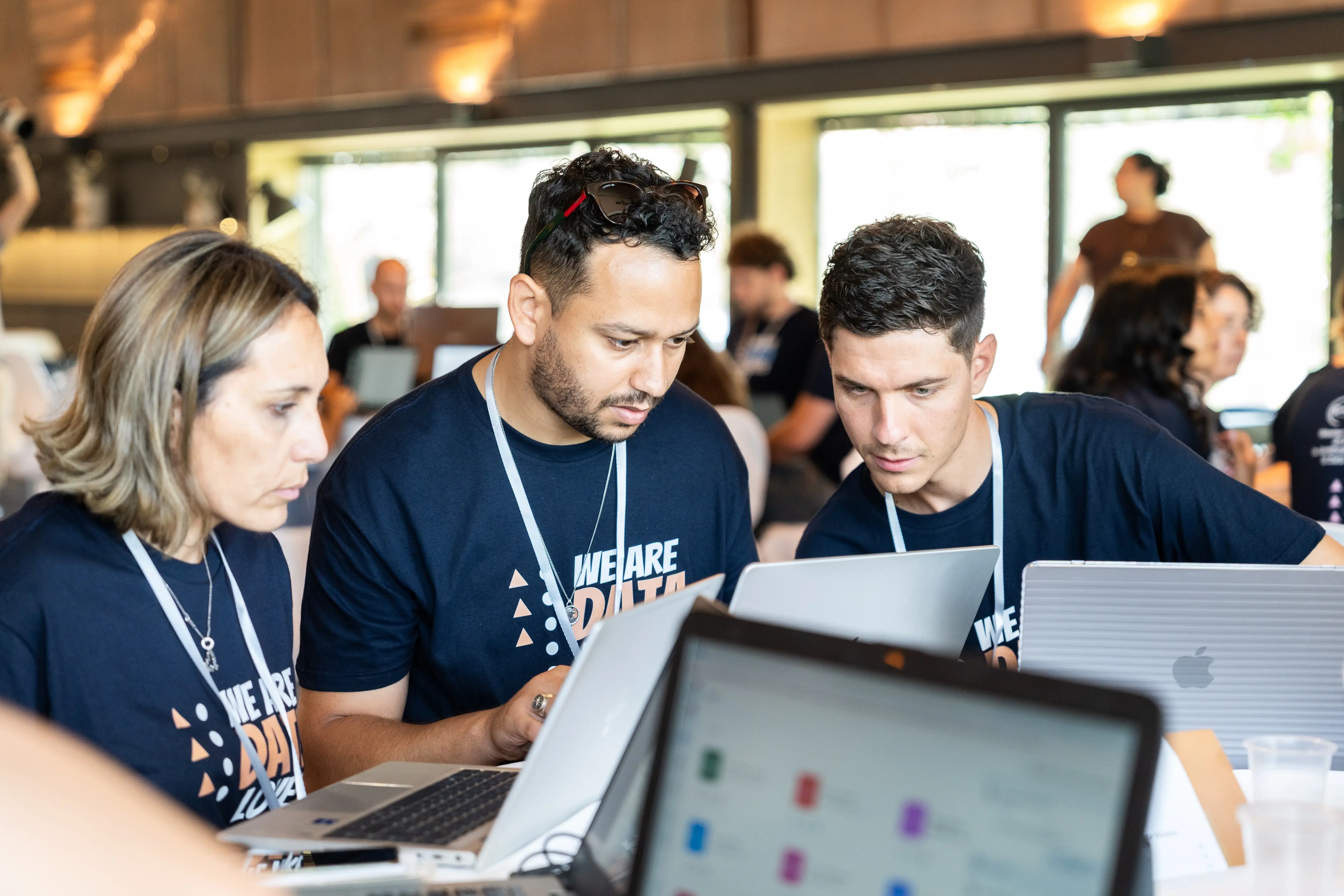 Foto 11 - DATA HACKATHON 2025